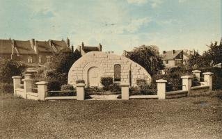 12-monument-des-fusilles-vue-densemble
